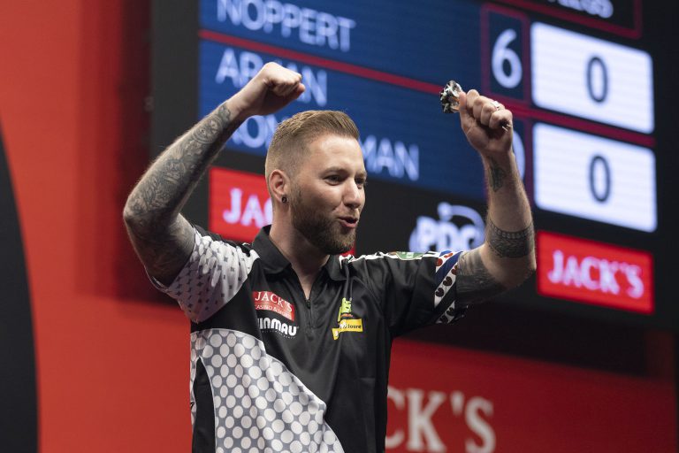 Dutch Darts Open: Noppert and Whitlock Impress