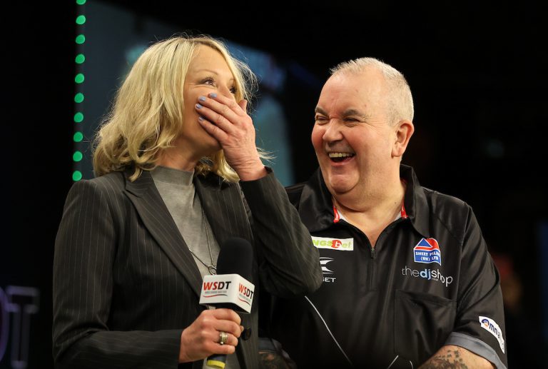 Love The Darts: Helen Chamberlain