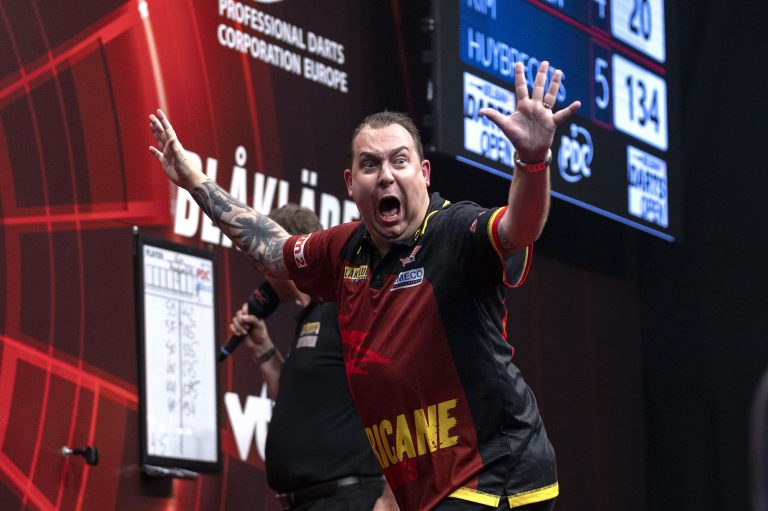 Hurricane Huybrechts Blows Out MVG