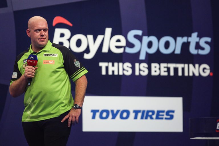 MVG and Aspinall to Meet in Final