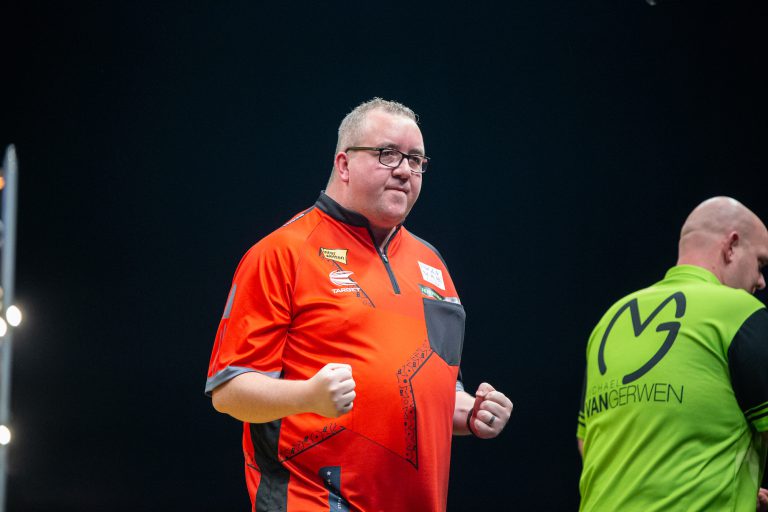 Bullet Bunting Out Guns MVG