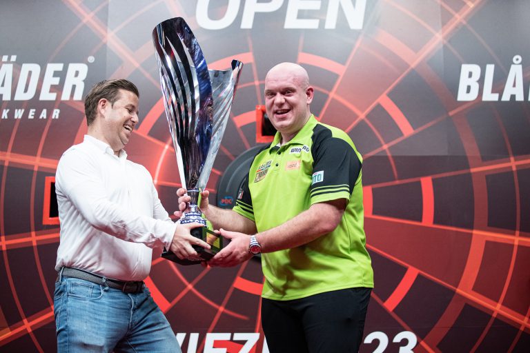 MVG Lifts Belgian Crown