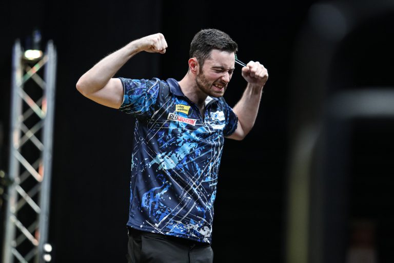 Nine Dart Humphries Denies Doets and Clinches 2023 Hattrick