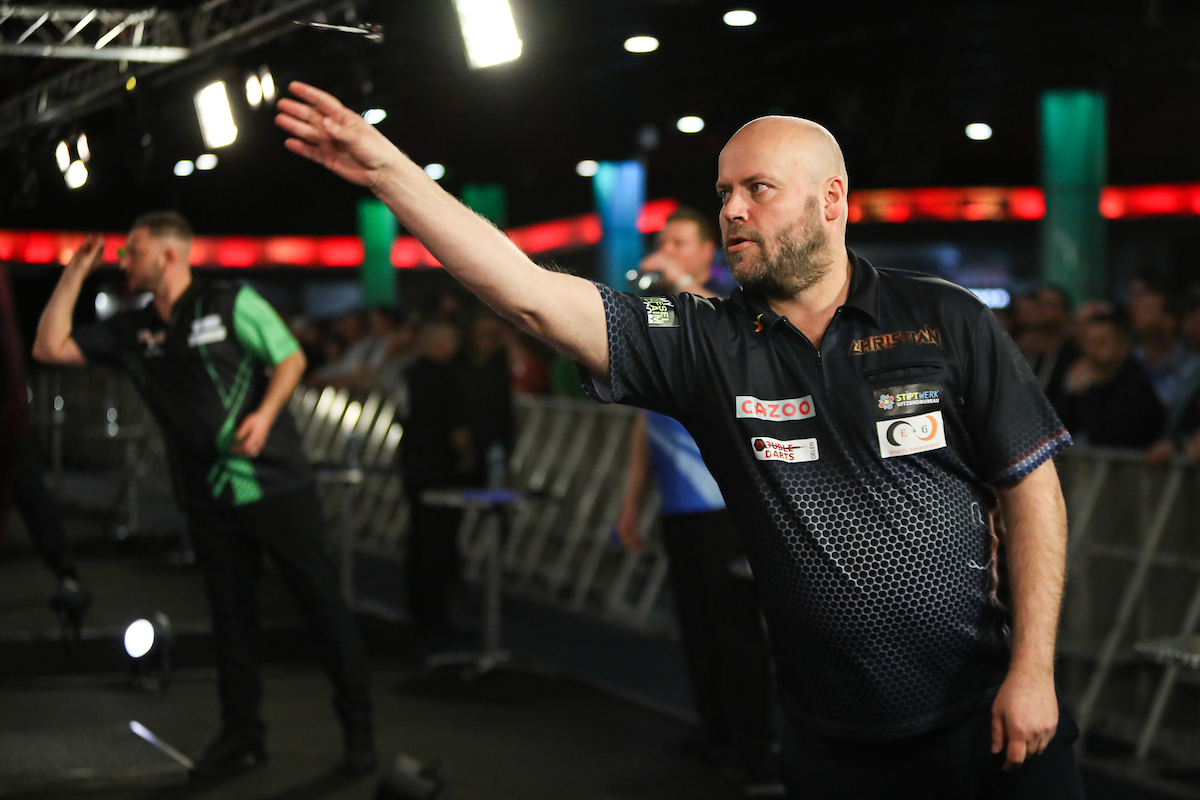 Anderson and the 'Old Guard' Strike Back Darts World Magazine