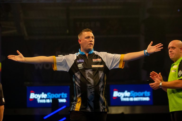 Dobey Dazzles Van Gerwen