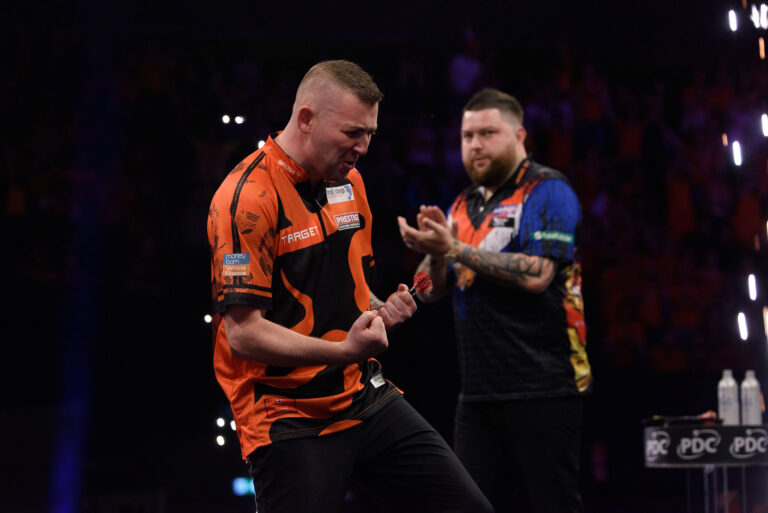 Aspinall and Smith Steeled For Sheffield Decider