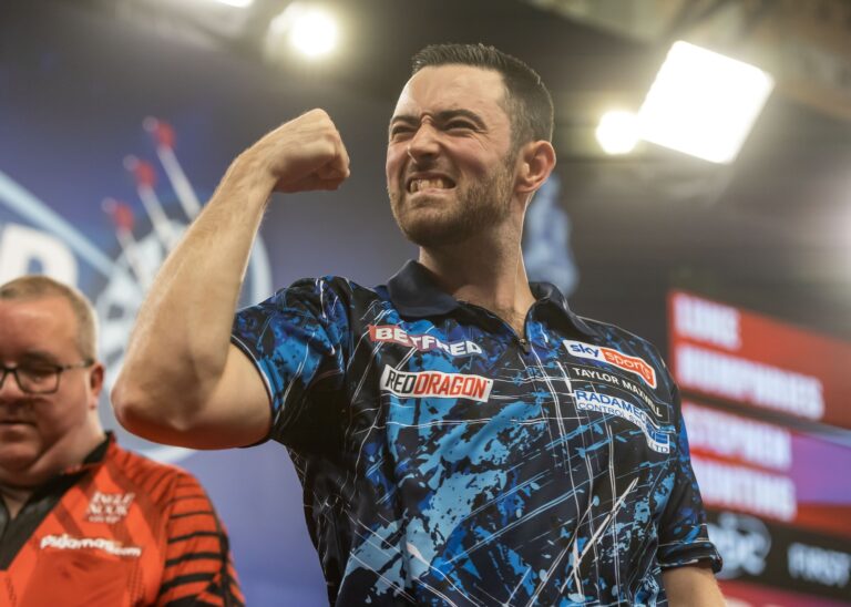 World Matchplay Day 4: Favourite Humphries Into Last Eight as Champion Bows Out