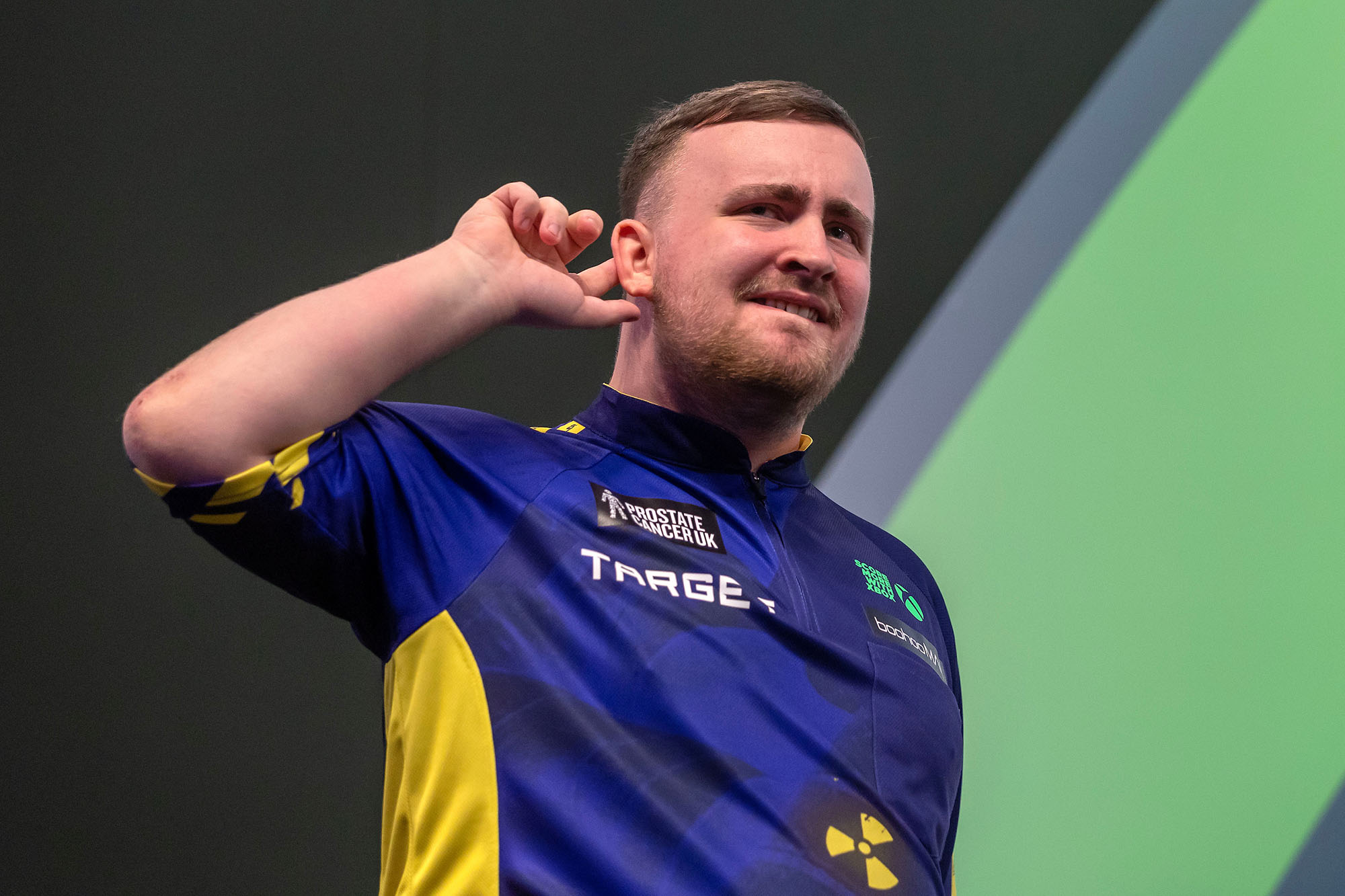 Ally Pally 2025 Littler and MVG Into Last 8 Darts World Magazine