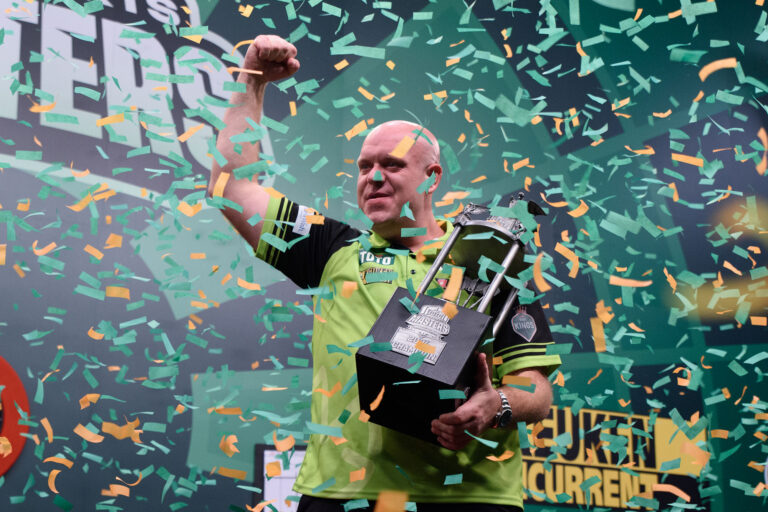 MVG and Duivee in Dutch Derby