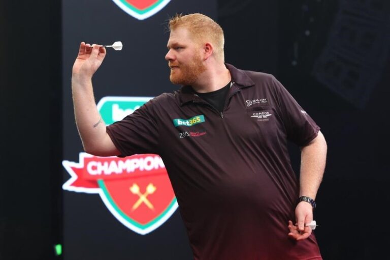 Canadian Campbell Ousts Bunting in Graz