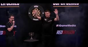 Davies and VDH Claim Challenge Tour Crowns