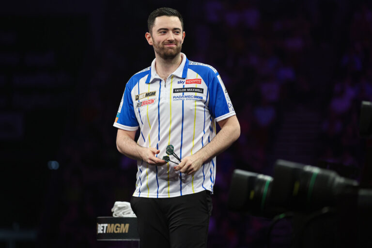 Humphries Hunting Play Off Spot on Night 14 in Leeds