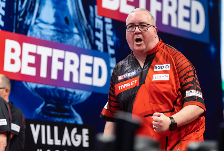 World Matchplay Day Four: Bunting Wins Overtime Thriller and Van Veen Shines Again