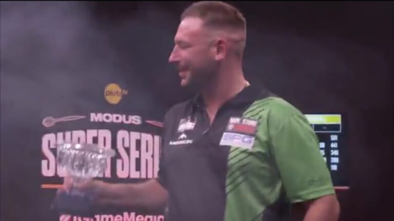 Hall On The Ball: G-Man Claims ADC Winmau Crown