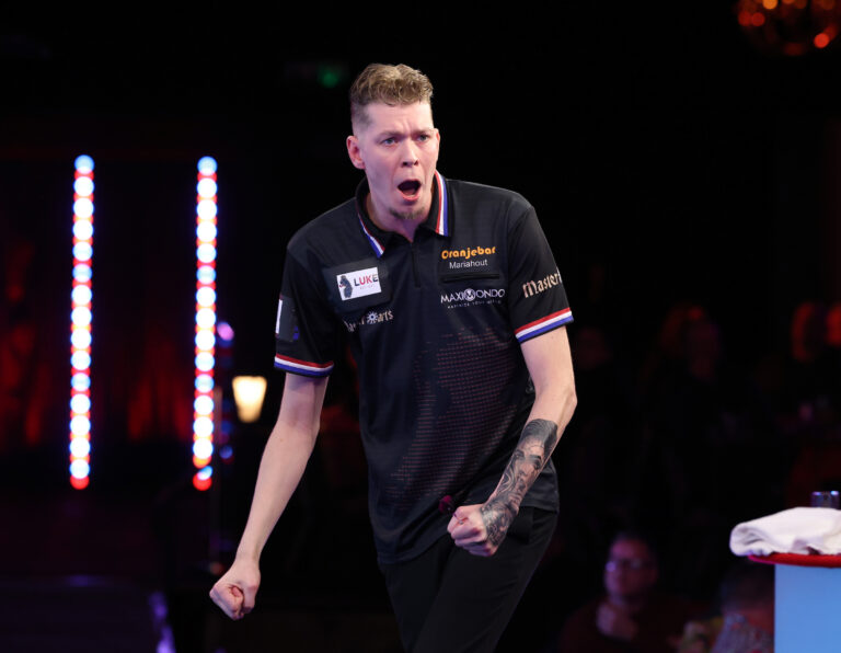 Lakeside 2025: Statement Wins From Van Schie and Robb