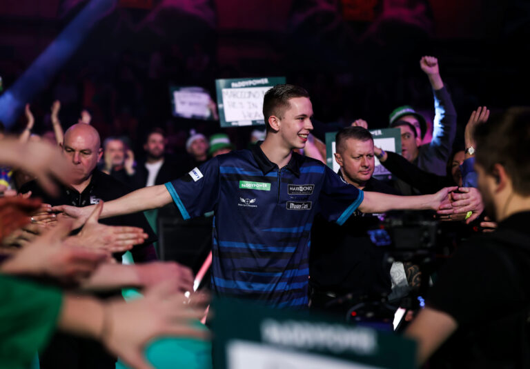 van den Herik Inks Deal With MODUS