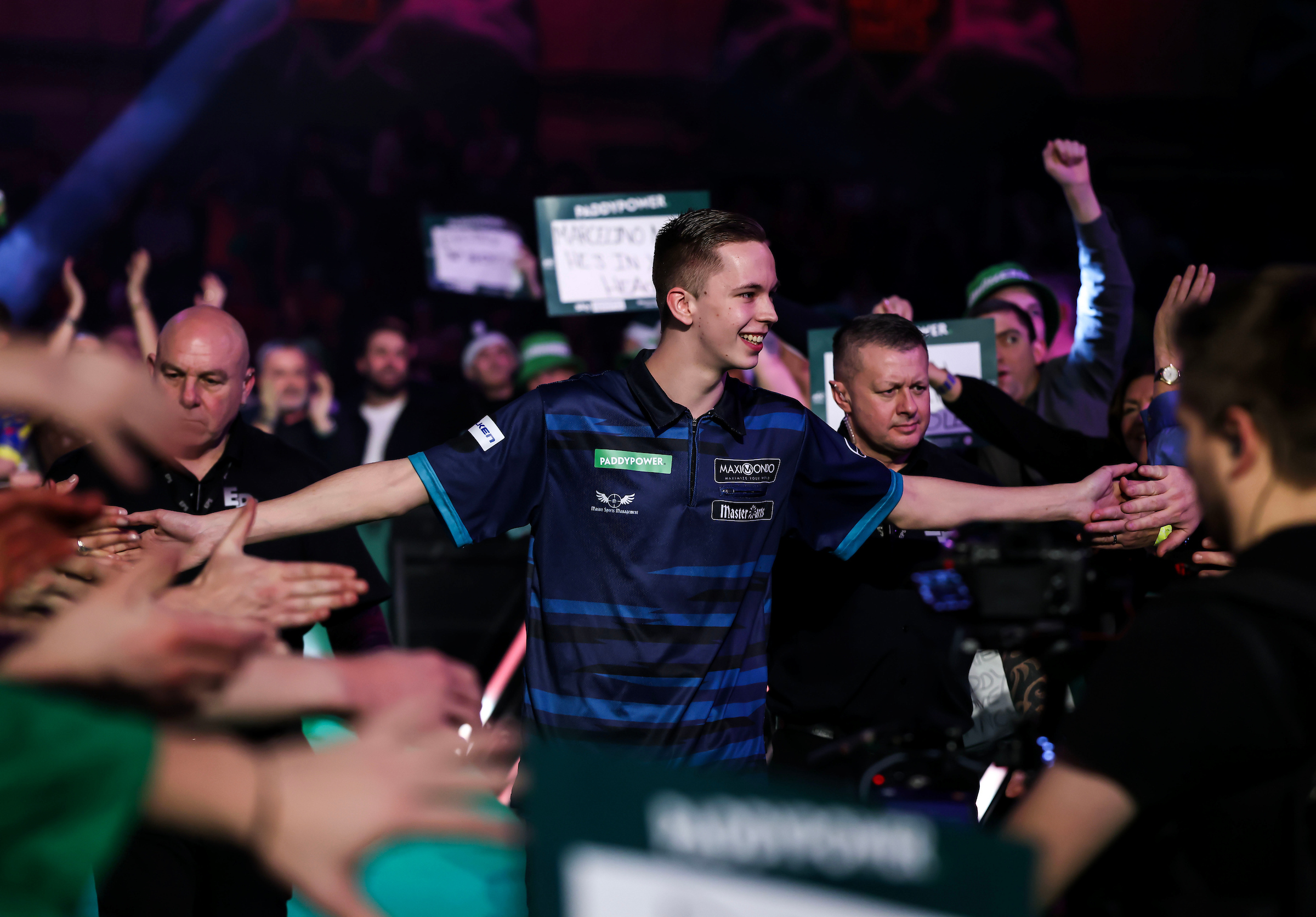 Jamia Jumps Into MODUS Super Series Darts Lead