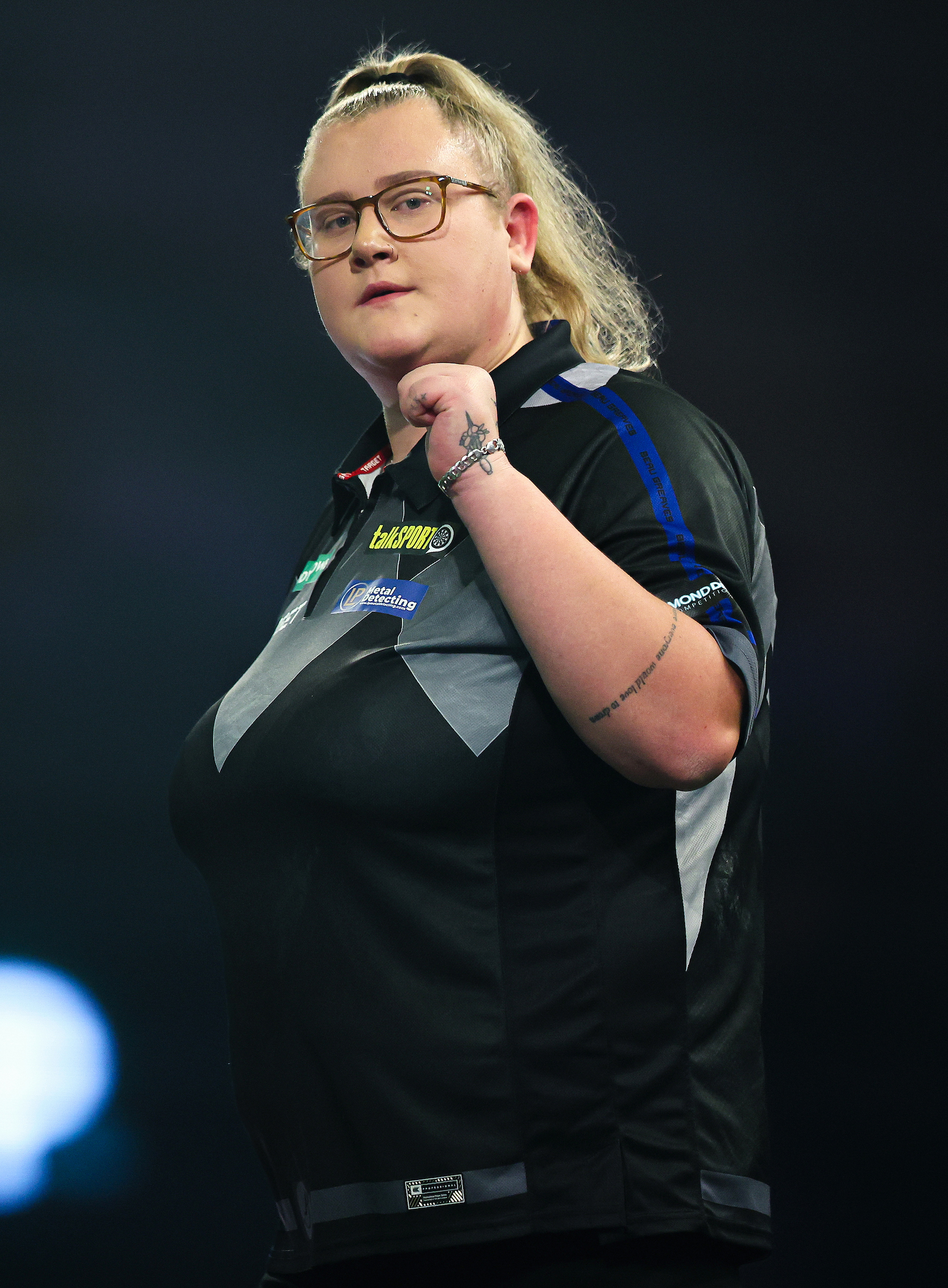 Brilliant Beau Nails Nine-Darter in Leicester