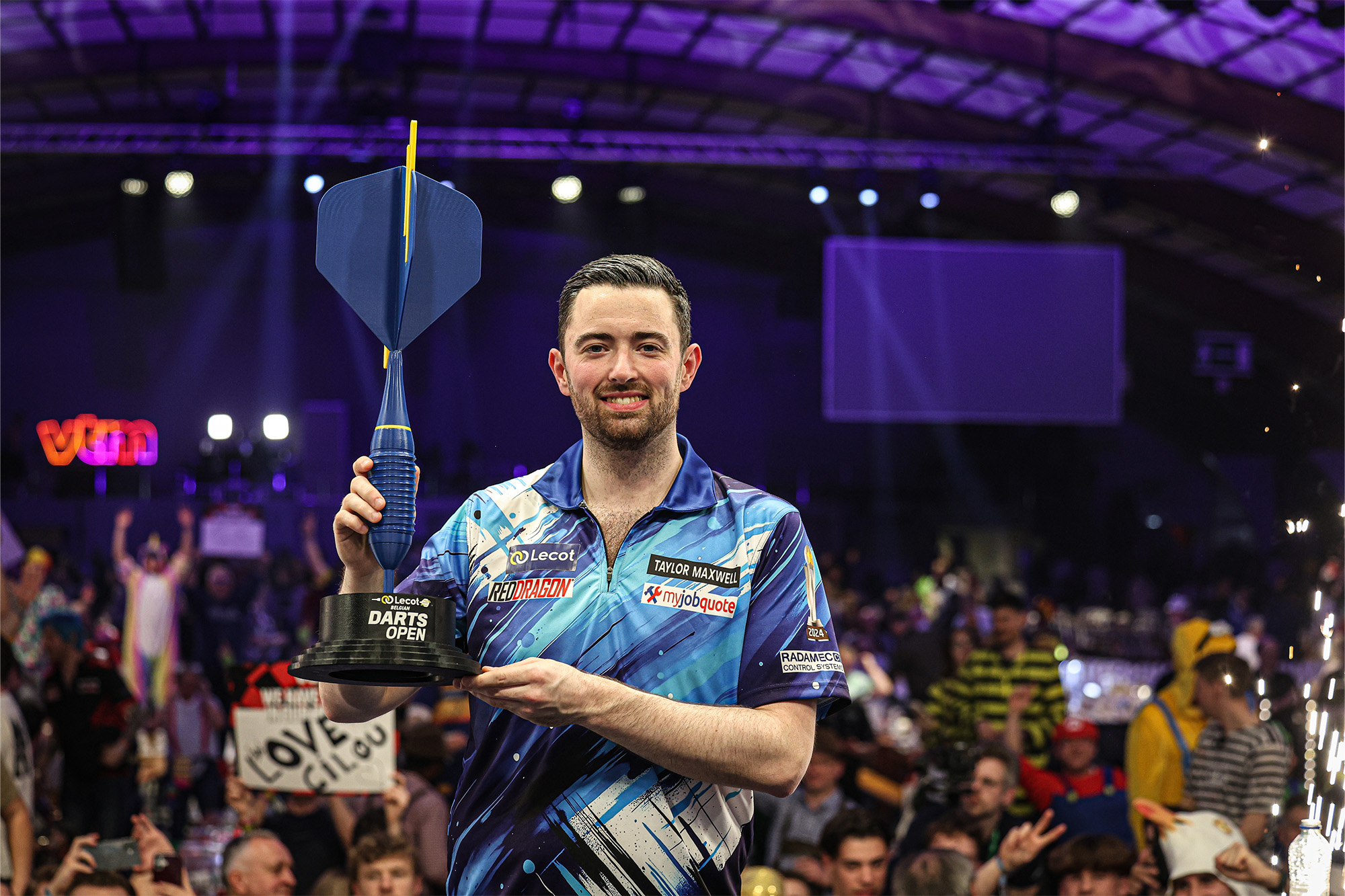 Humphries Lifts Belgian Darts Open Trophy