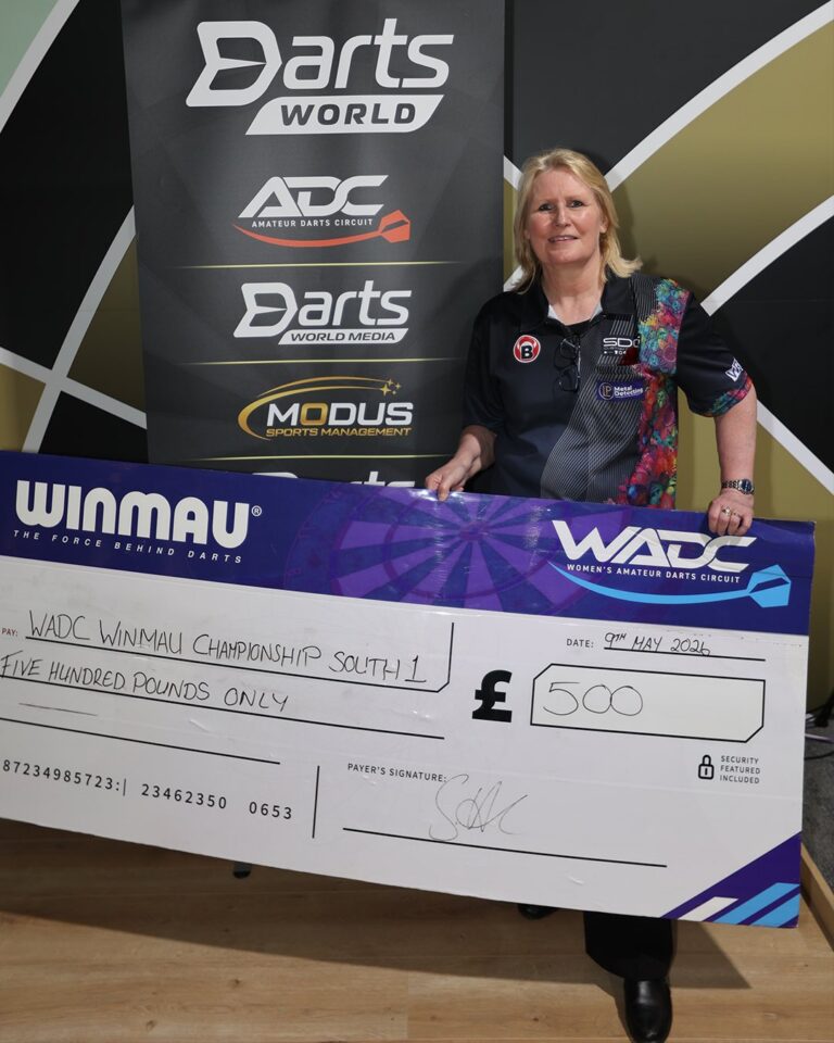 Gulliver Leads Winmau Championship Title Winners