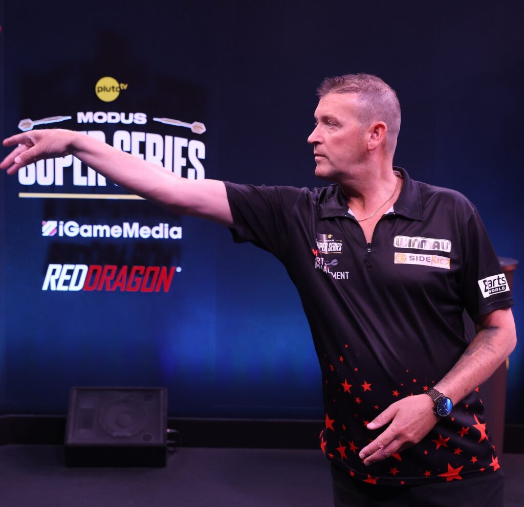 Colin Osborne , Darts player, MODUS Super Series, 2026
