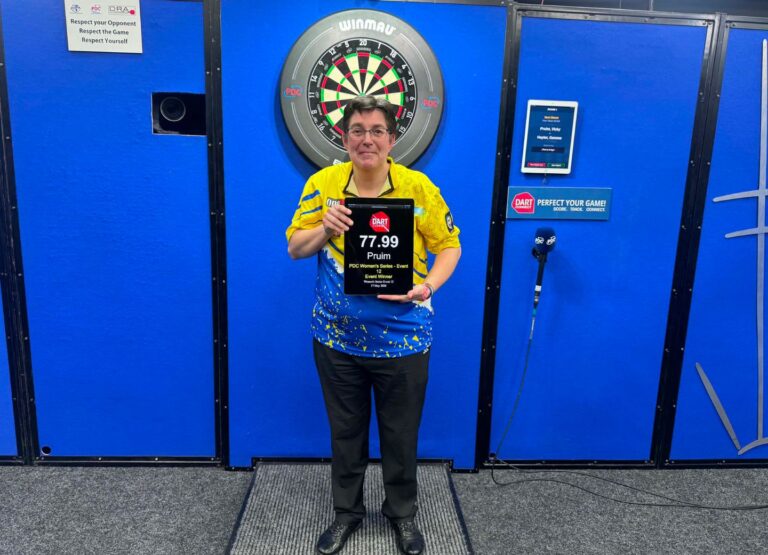 Pruim Joins Women’s Series Darts Honour Roll as Greaves Bags a Pair