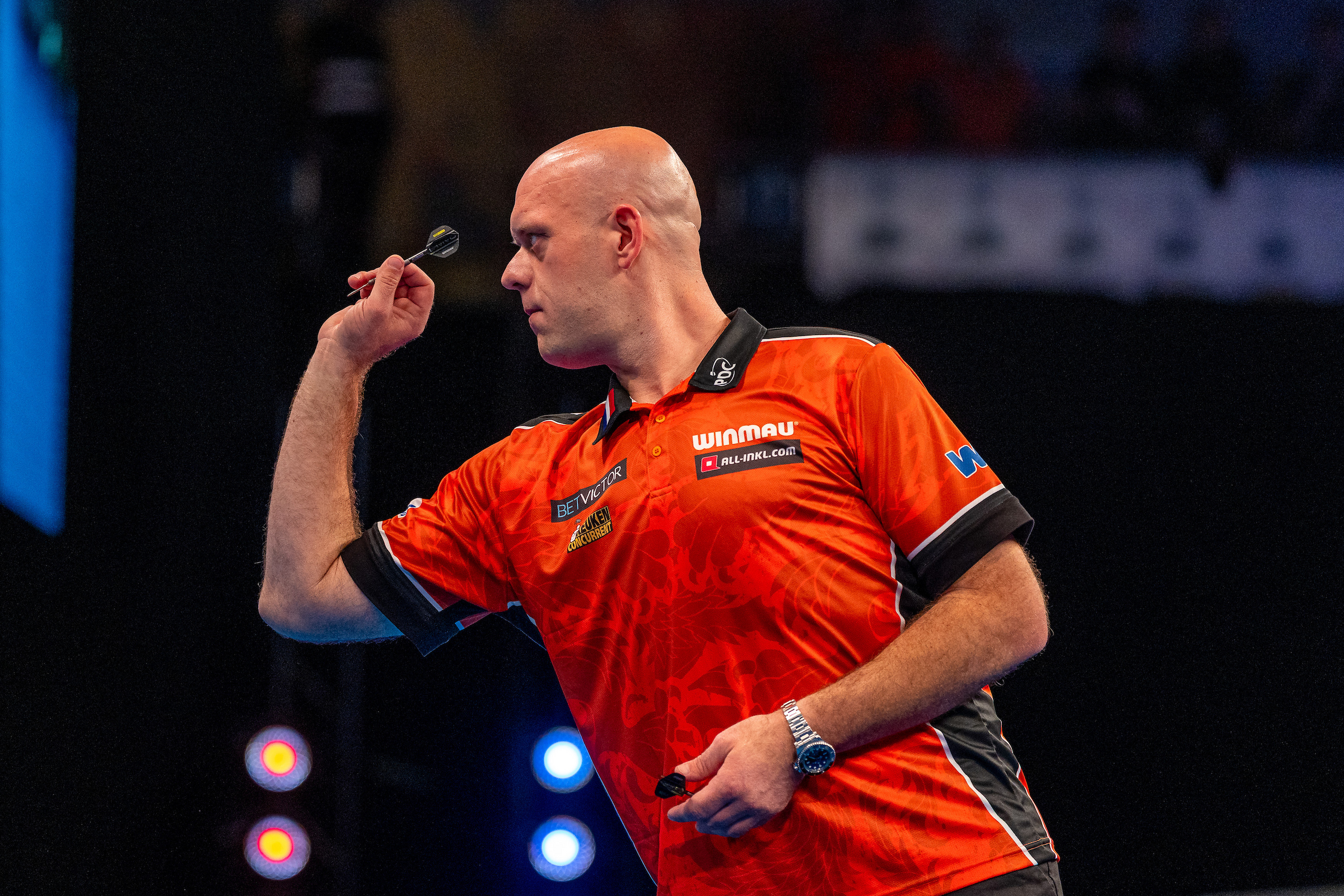 MVG Books Netherlands Clash With World Cup Hosts