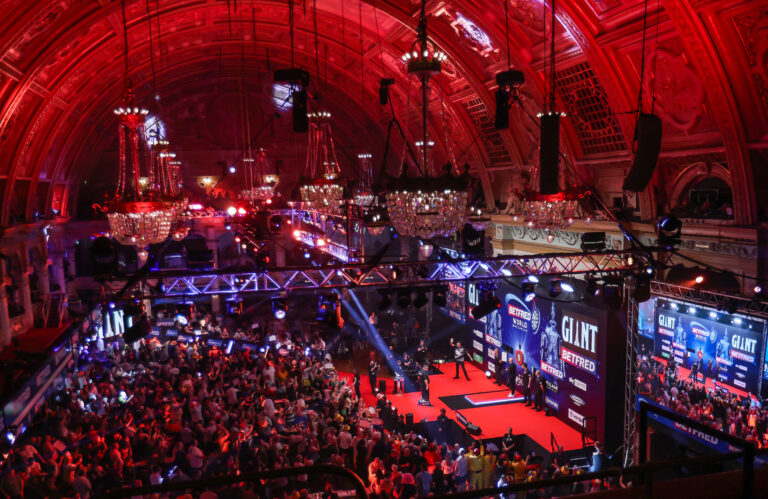 World Matchplay Final Preview – Littler Versus Price: Will The Numbers Matter?