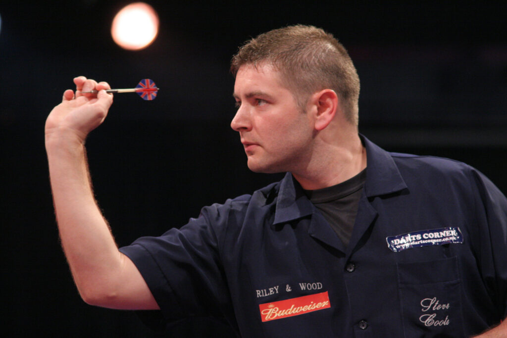 Steve Coote, Darts Player, UK Open, PDC, 2004