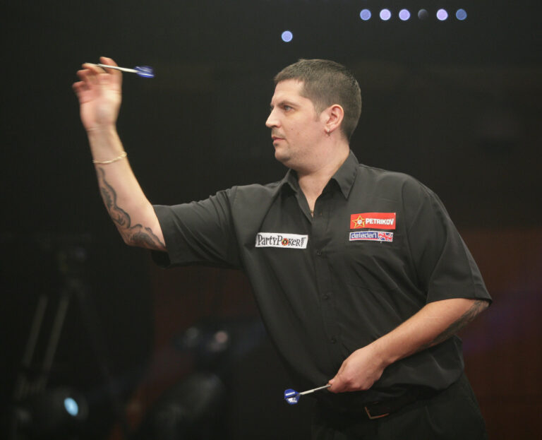 GARY ANDERSON, Darts Player
