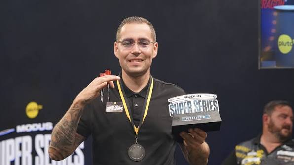 Benito van De Pas, Darts Player, MSS Sept 2026