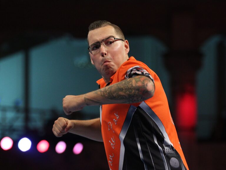 DARTS, PDC, PDC DARTS, PIC : CHRIS SARGEANT,BENITI VAN DE PAS, DARYL GURNEY, TIP TOP PICS,